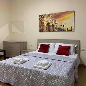 Chowdhury House Frühstückspension Mestre